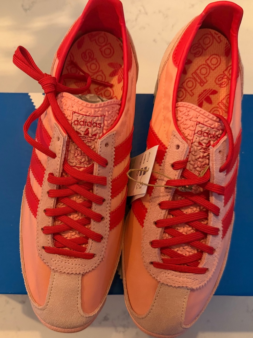 adidas Women’s Originals Pink /Red Retro Sneaker Samba Adidas Runs Large Size 8 - Picture 9 of 9